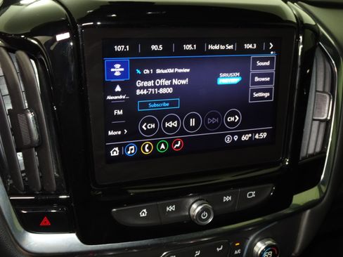 Used 2023 Chevrolet Traverse RS image 66