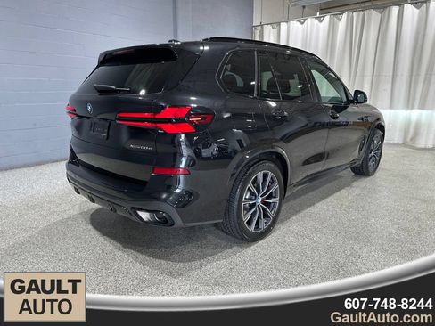 Used 2024 BMW X5 xDrive50e w/ M Sport Package AWD/4WD image 3