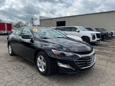 Used 2023 Chevrolet Malibu LS FWD image 3