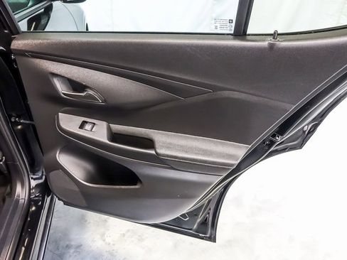 Certified 2025 Buick Envista Sport Touring image 28