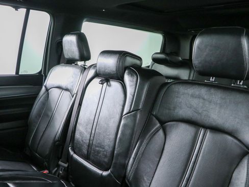 Used 2023 Jeep Wagoneer Series II w/ Convenience Group I AWD/4WD image 27