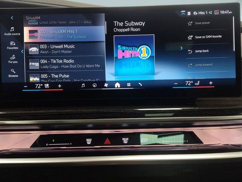 Used 2026 BMW 750e xDrive image 21