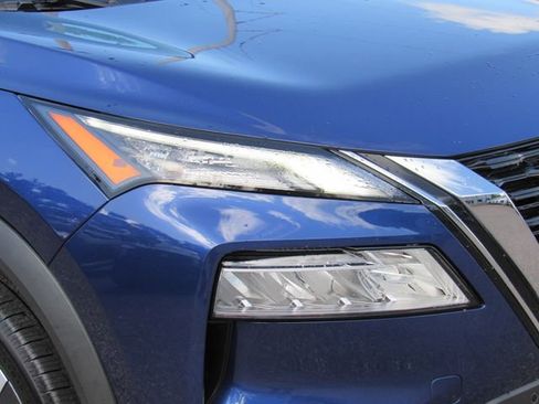 Certified 2023 Nissan Rogue SL w/ SL Premium Package AWD/4WD image 10