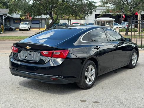 Used 2022 Chevrolet Malibu LS FWD image 4