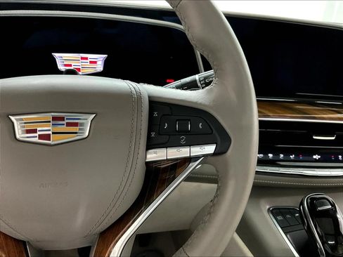 Used 2024 Cadillac Escalade Sport Platinum w/ LPO, ONYX Package AWD/4WD image 23