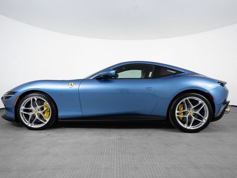 Used 2023 Ferrari Roma RWD image 2