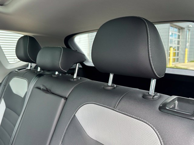 Certified 2023 Volkswagen Taos SEL AWD/4WD image 28
