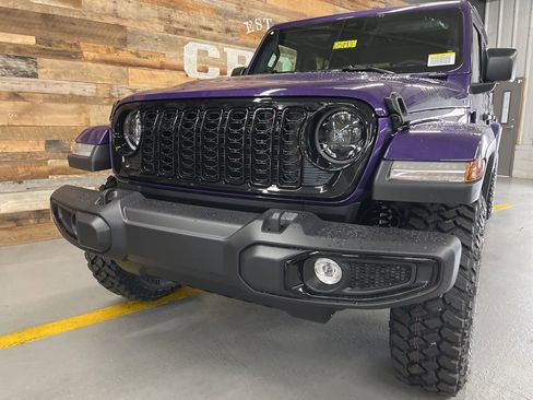 New 2026 Jeep Gladiator Willys image 8