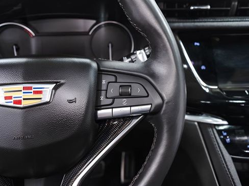 Used 2024 Cadillac XT6 Sport w/ LPO, Floor Liner Package AWD/4WD image 11
