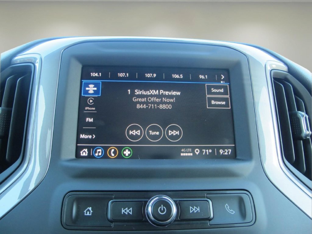 Certified 2022 Chevrolet Silverado 1500 Custom RWD image 17