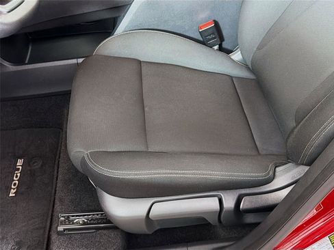 Used 2023 Nissan Rogue S AWD/4WD image 19