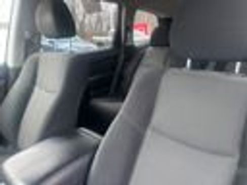 Used 2020 Nissan Pathfinder S image 7