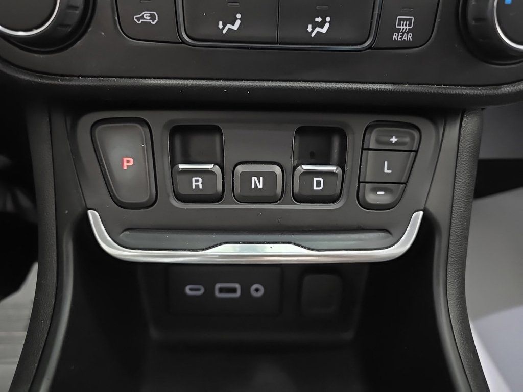 Used 2018 GMC Terrain SLE AWD/4WD image 24