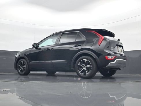 Used 2023 Kia Niro EX FWD image 27