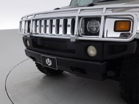 Used 2003 HUMMER H2 w/ Preferred Equipment Group AWD/4WD image 16