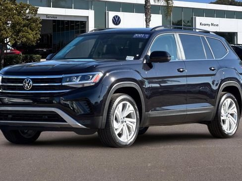 Used 2021 Volkswagen Atlas SE w/ Panoramic Sunroof Package image 8