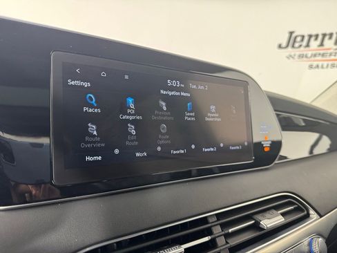 Used 2022 Hyundai Palisade Limited w/ Cargo Package FWD image 14