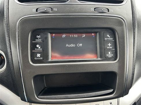 Used 2019 Dodge Journey SE w/ Premium Group image 27