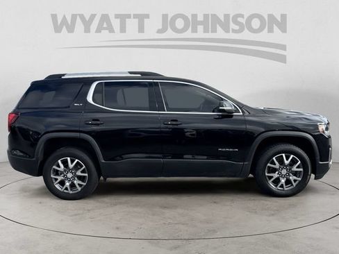 Used 2023 GMC Acadia SLT FWD image 6