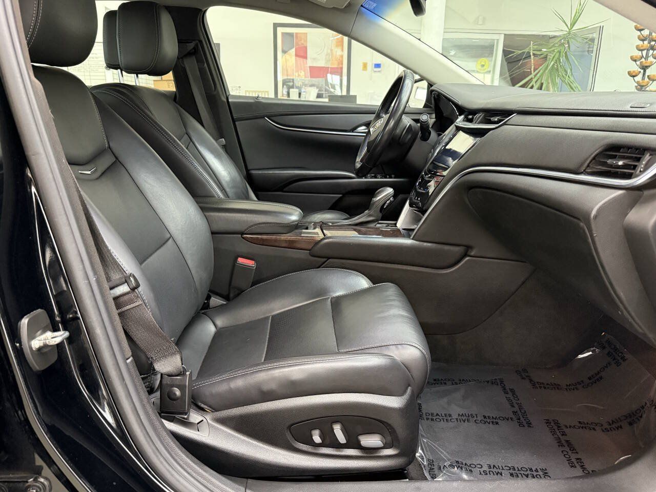 Used 2014 Cadillac XTS FWD image 17