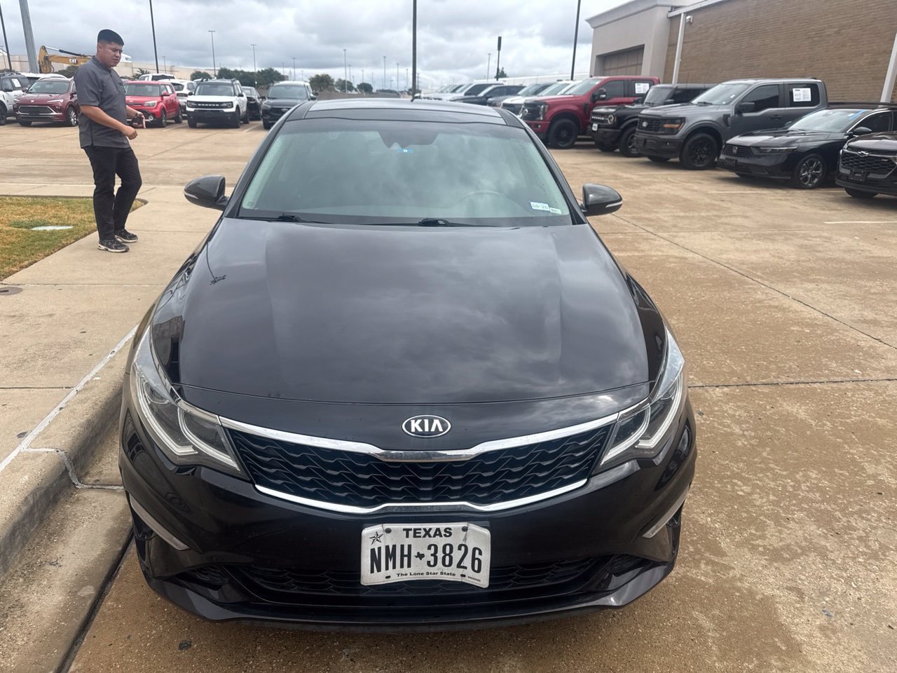 Used 2020 Kia Optima SE FWD image 2