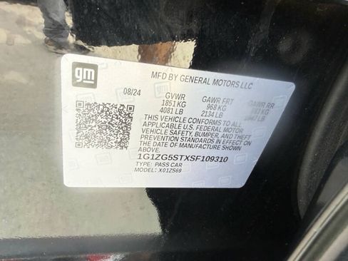 Used 2025 Chevrolet Malibu RS FWD image 21