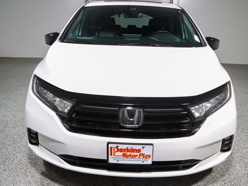 Used 2024 Honda Odyssey Sport image 4