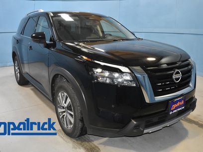 Certified 2025 Nissan Pathfinder SL