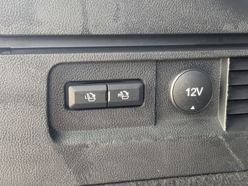 Used 2017 Lincoln MKX Reserve image 15