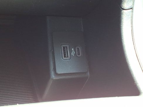 Certified 2024 Ford Edge SEL AWD/4WD image 16