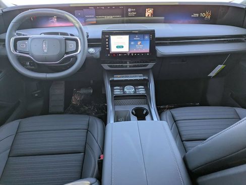 New 2026 Lincoln Nautilus Reserve w/ Jet Appearance Package AWD/4WD image 13