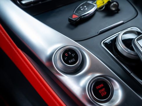 Used 2017 Mercedes-Benz AMG GT S w/ Exclusive Interior Package image 19