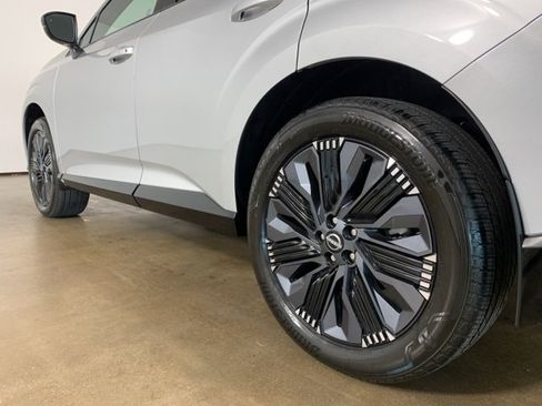 Used 2025 Nissan Murano Platinum w/ Cargo Package image 39