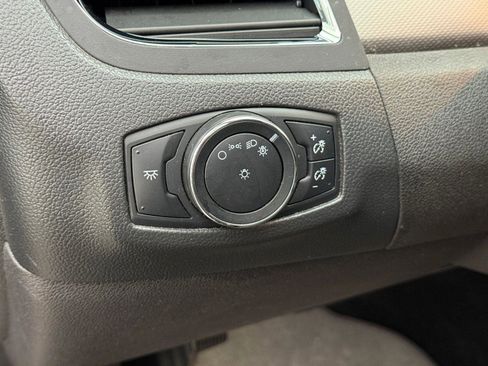 Used 2014 Ford Edge SEL w/ Equipment Group 205A AWD/4WD image 16