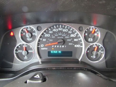 Used 2024 Chevrolet Express 3500 w/ Power Convenience Package RWD image 27