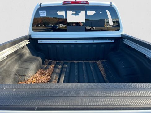 New 2026 Nissan Frontier SV w/ SV Convenience Package AWD/4WD image 5