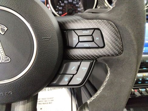 Used 2020 Ford Mustang Shelby GT350 w/ Technology Package image 14