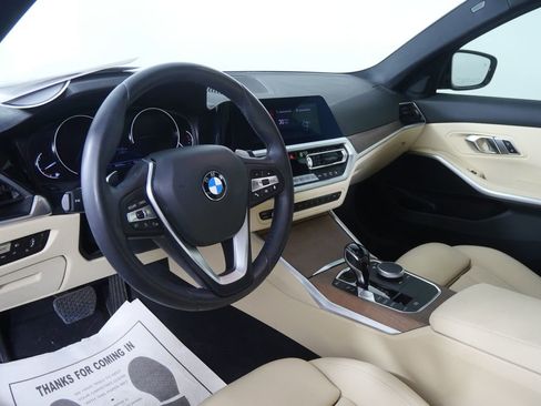 Used 2019 BMW 330i Sedan w/ Convenience Package image 12