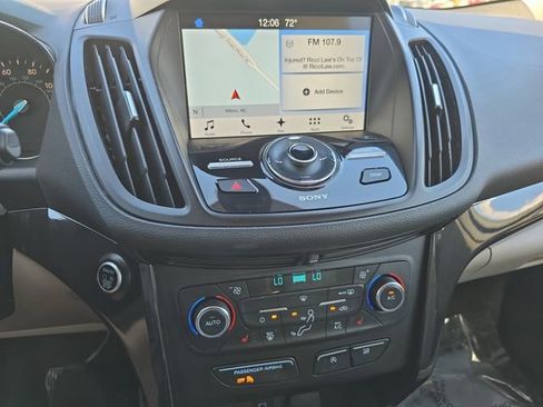 Used 2017 Ford Escape Titanium image 21
