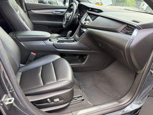 Used 2021 Cadillac XT5 Luxury FWD image 14