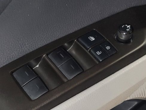Used 2022 Toyota Camry LE FWD image 27