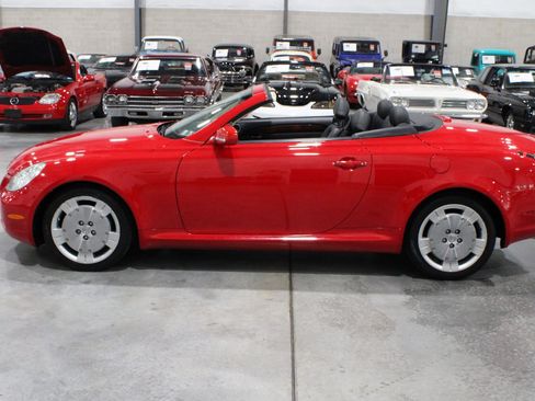 Used 2002 Lexus SC 430 Convertible RWD image 3