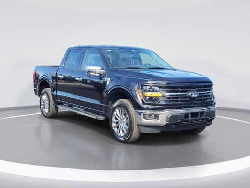 New 2026 Ford F150 XLT w/ Equipment Group 302A MID image 2