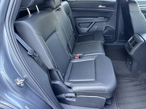 Used 2020 Volkswagen Atlas Cross Sport SEL AWD/4WD image 16