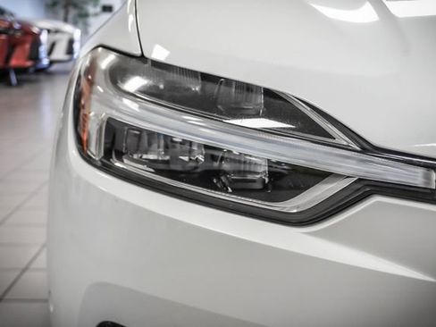 Used 2018 Volvo XC60 T6 R-Design w/ Convenience Package AWD/4WD image 27