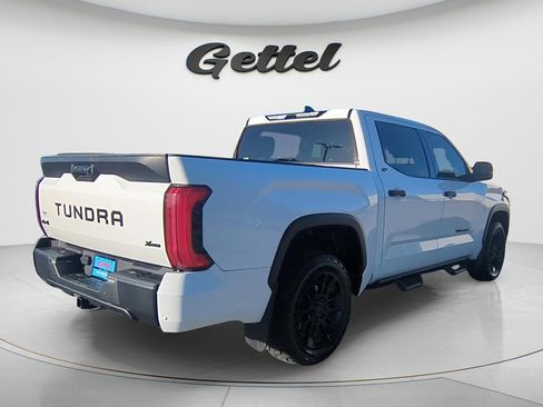 Used 2023 Toyota Tundra SR5 w/ SR5 Convenience Package AWD/4WD image 4