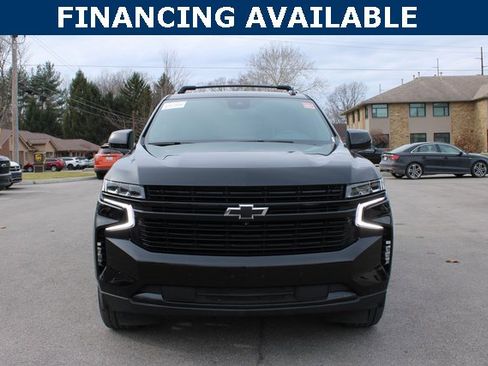 Used 2024 Chevrolet Suburban RST w/ Luxury Package image 3