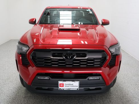 Certified 2025 Toyota Tacoma TRD Sport RWD image 3