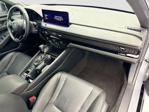 Used 2023 Honda Accord Sport image 15