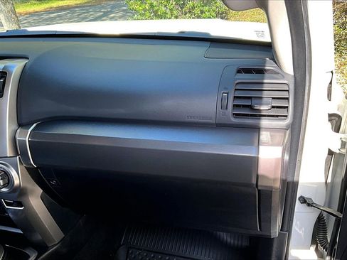 Used 2023 Toyota 4Runner SR5 Premium image 22